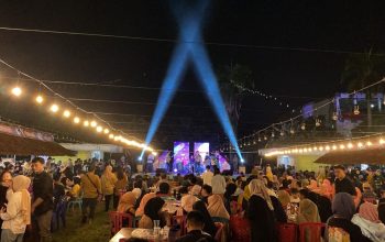 Lapangan Mogolaing di sulap jadi tempat berbuka puasa yang menarik