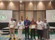 Pengelolaan JKN Dinilai Baik, Pemkab Bolsel Diganjar Dua Penghargaan