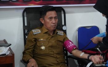 Bupati Iskandar Sumbang Darah di Hari Bhayangkara ke-80