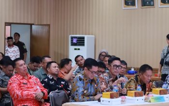 Program Bedah Rumah di Bolsel Terkendala Material, Bupati Dorong Produksi Batako Lokal